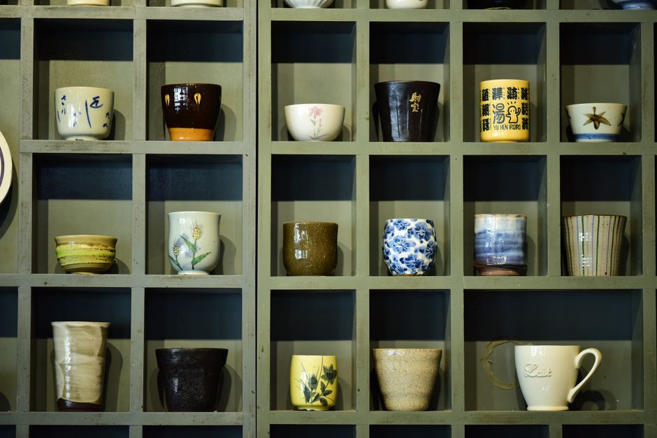 Assorted ceramic mugs